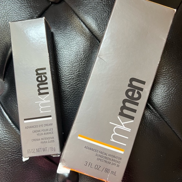 Advanced Eye Cream, and Sunscreen Broad Spectrum SPF 30* - Picture 2 of 3